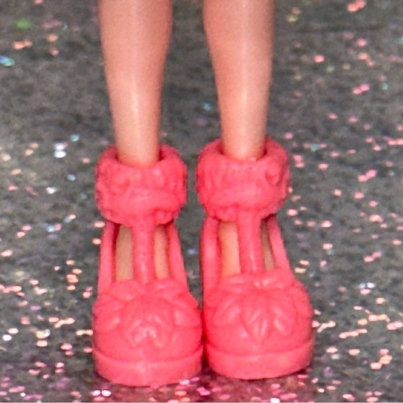 Enchantimals FANCI FLAMINGO 6 Inch Doll Let's Flamingle Birthday Theme - Picture 7 of 12